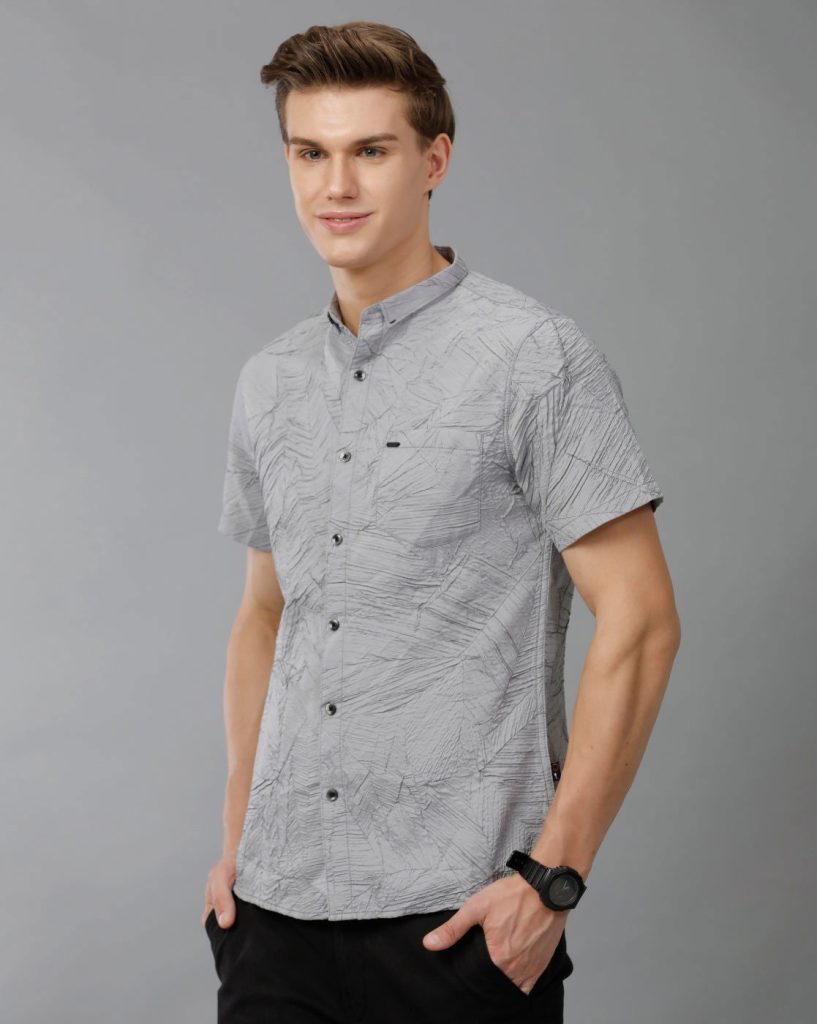 Men Slim Fit Short Collar Printed Shirt In Grey